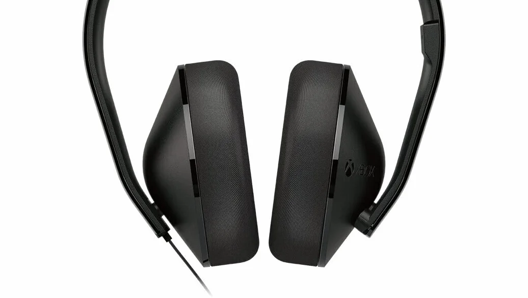 Microsoft Xbox One Stereo Headset with Headset Adapter