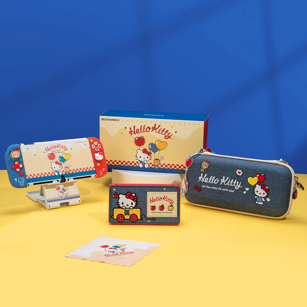 Kuitmor Kit Accessori per Switch OLED: Custodia Trasporto, Custodia Protettiva, Portaschede, Pellicola Protettiva, Supporto, Cuscinetti Joystick e Altro (11 in 1)