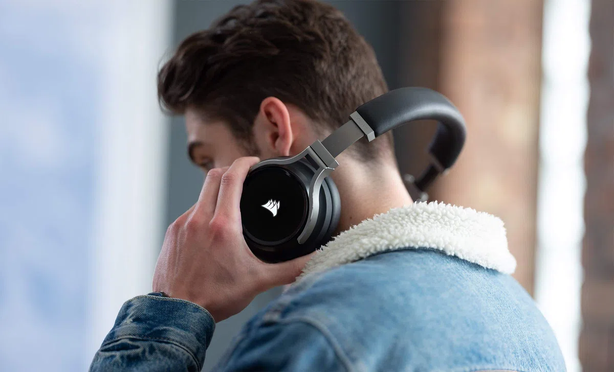 Corsair Virtuoso RGB Wireless Alta Fedeltà Cuffia Gaming Nero