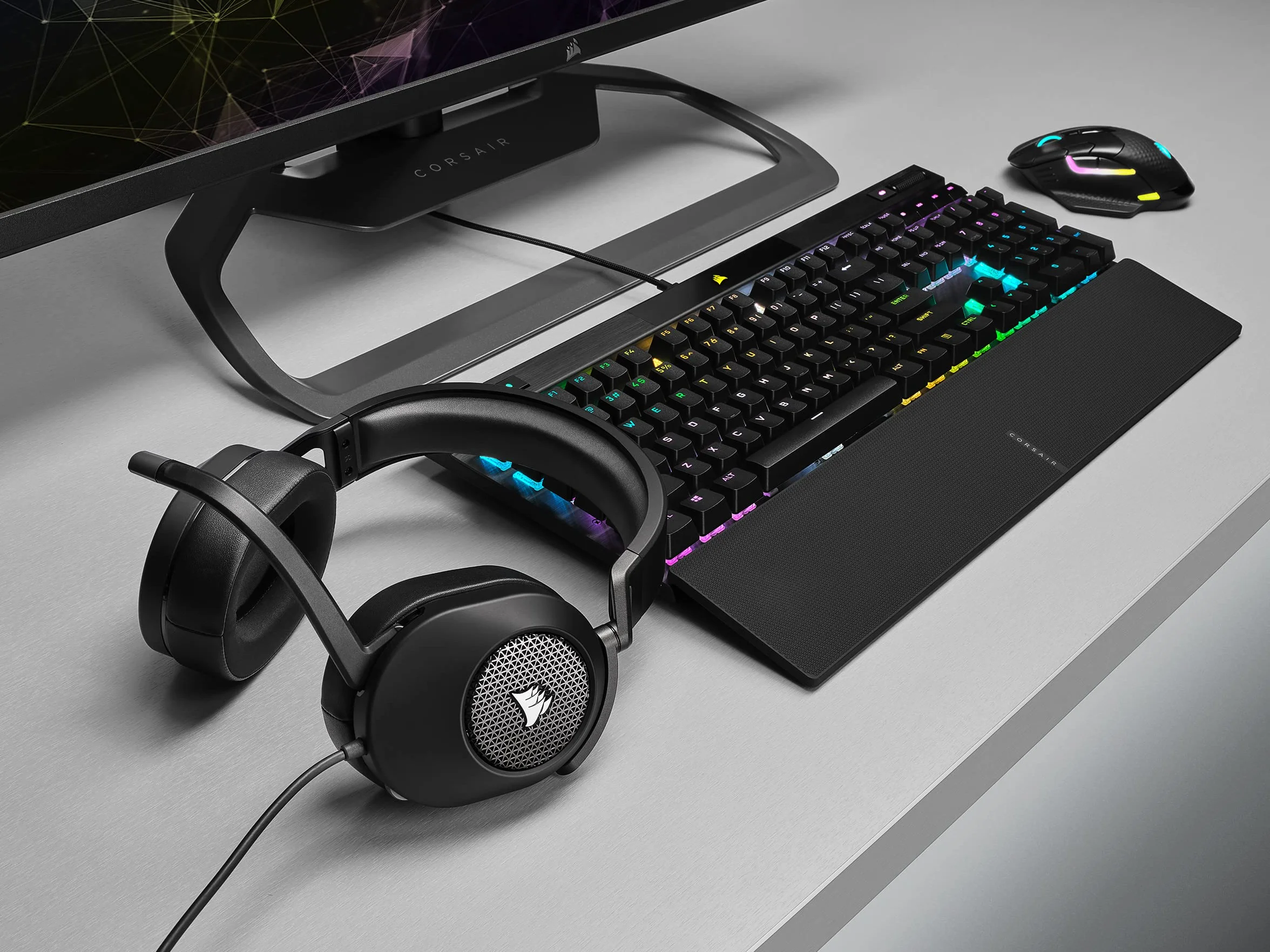 Corsair HS65 Surround Cuffie Gaming Cablate 7.1 Multipiattaforma Carbonio Dolby Surround SonarWorks SoundID iCUE PC Mac PS5 PS4 Xbox Nintendo Switch Mobile