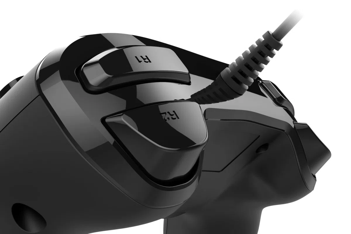 NACON Controller cablato per PlayStation 4 e PC, nero