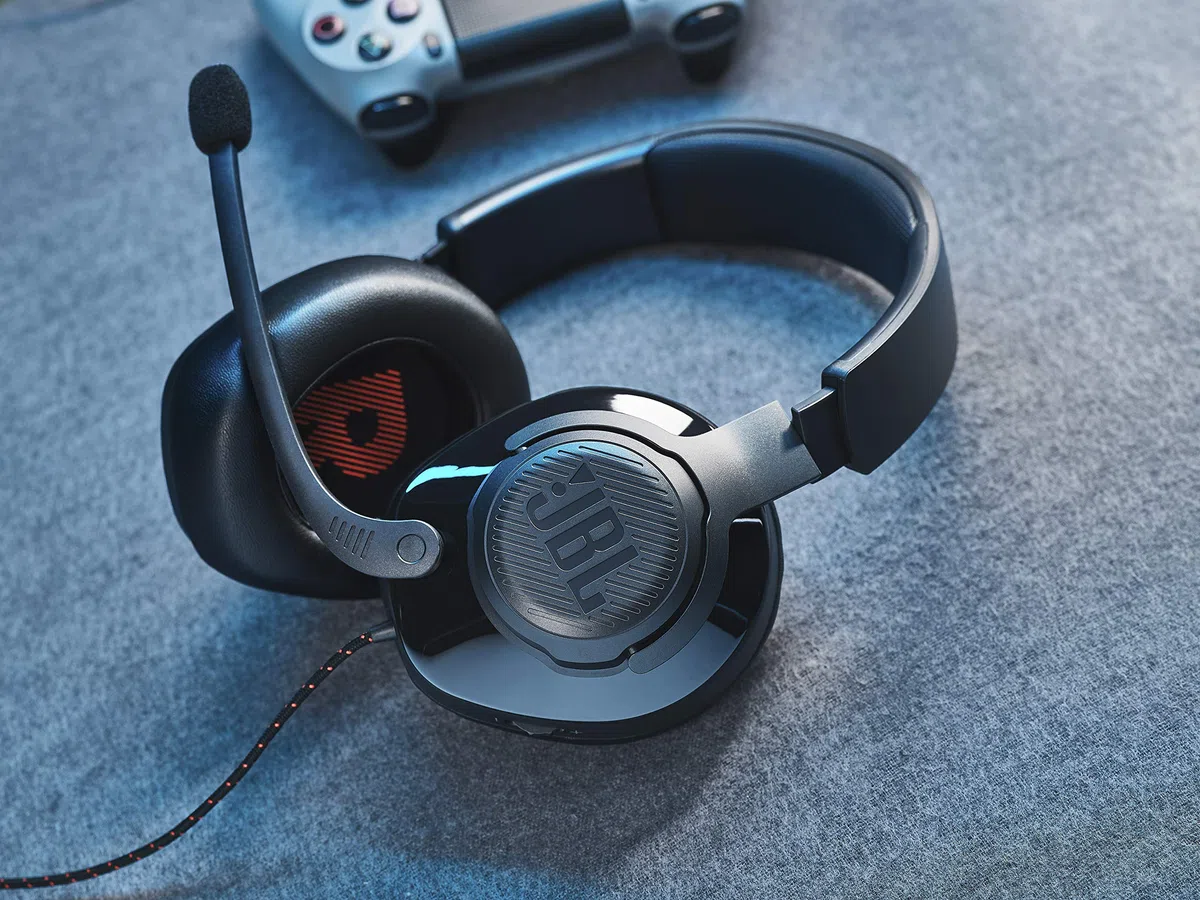 JBL Quantum 200 - Cuffie da gioco sovrauricolari cablate, misura L, colore: Nero