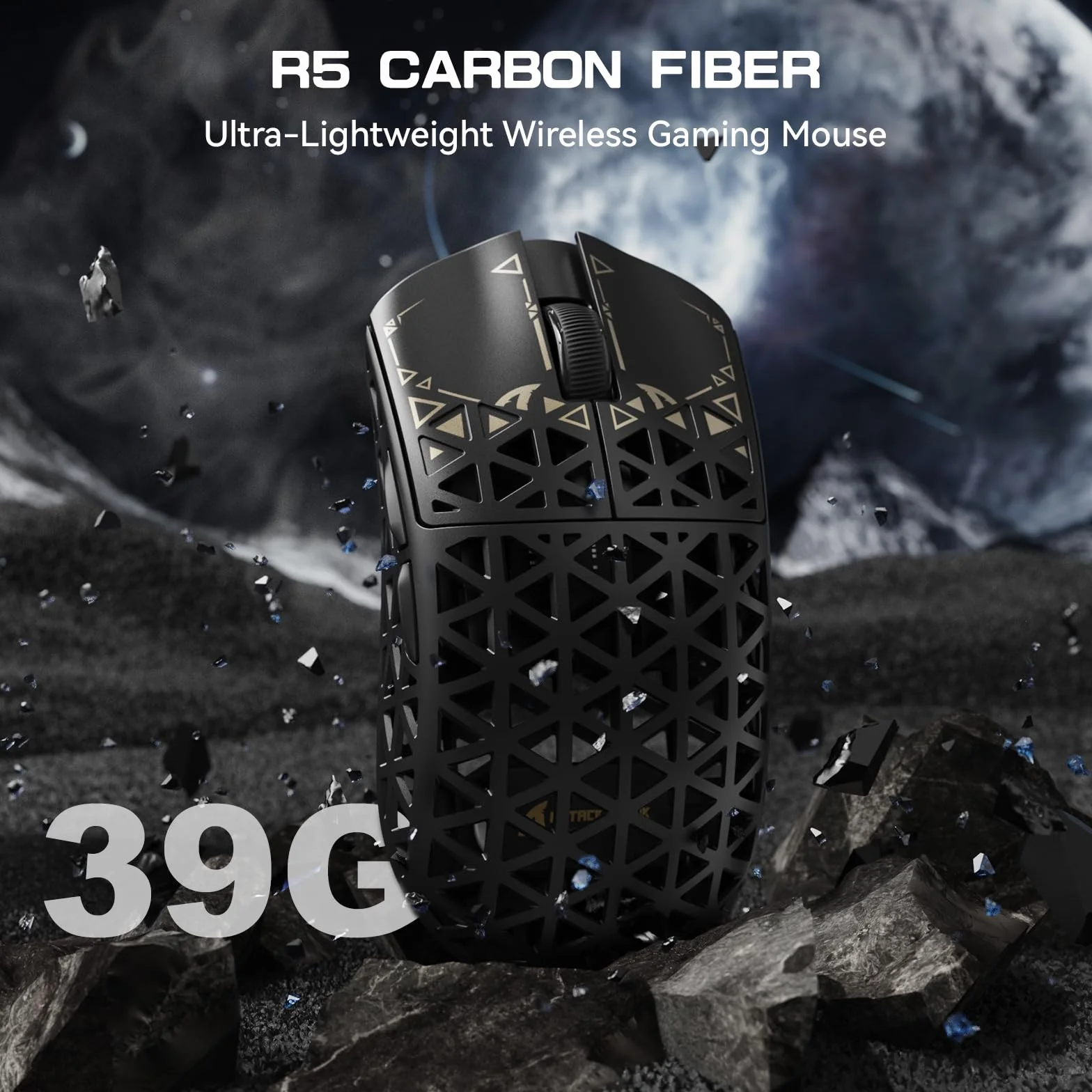 ATTACK SHARK R5 Ultra Mouse da Gioco Wireless HyperSpeed Fibra Carbonio, Mouse Ultraleggero 39g, 2,4G/BT/USB-C Cablato, Sensore PAW3950MAX, Frequenza Polling Wireless 8KHz, 42KDPI, Win/Mac -Nero