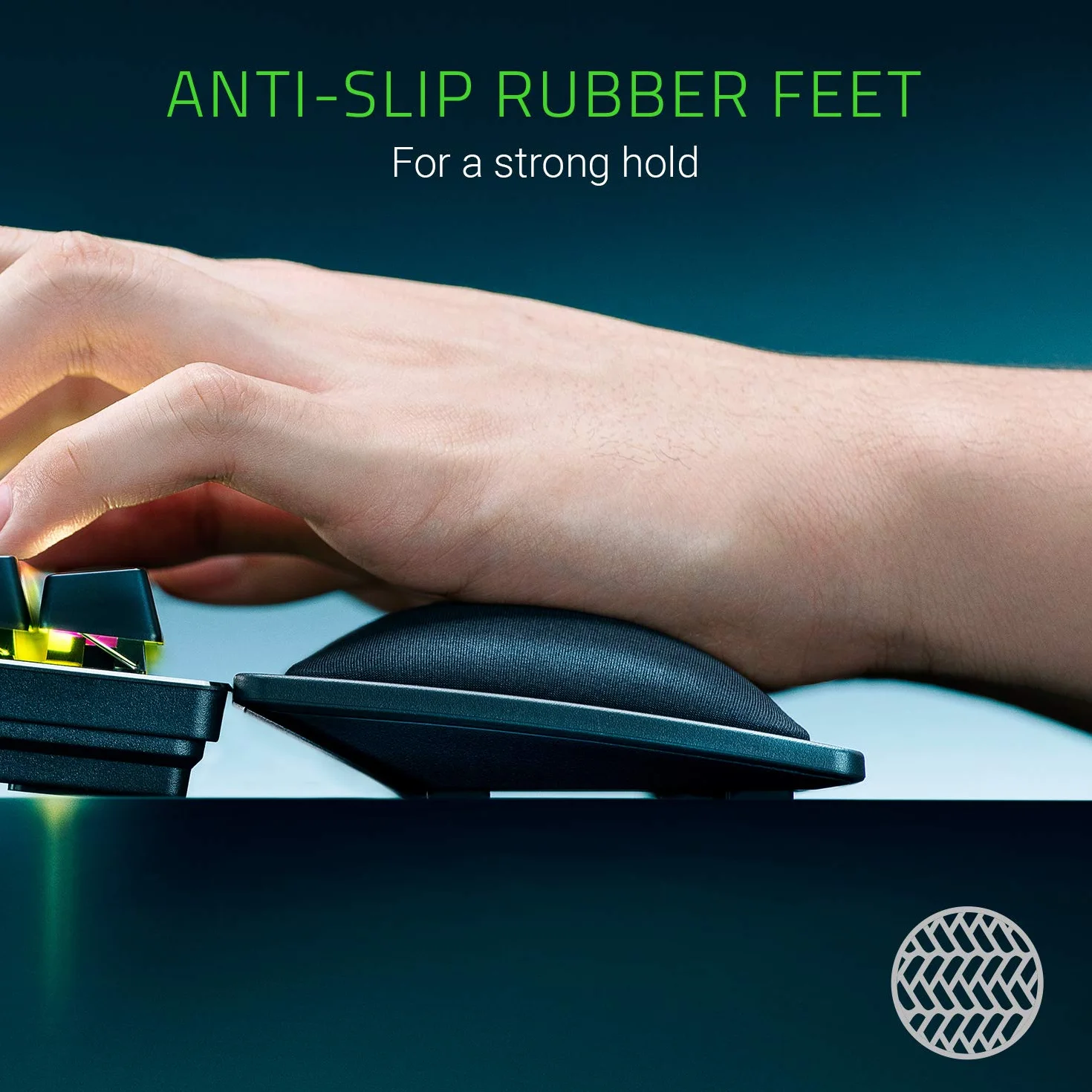 Razer Poggiapolsi ergonomico Pro per tastiere standard con gel refrigerante e base antiscivolo