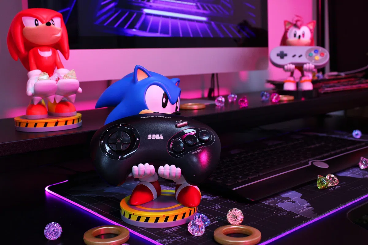 Cableguys Sliding Sonic Supporto Controller e Telefono - Porta Cellulare Compatibile con Xbox, PlayStation e la Maggior Parte dei Controller, Accessori Gaming per Scrivania e Postazione Gamer