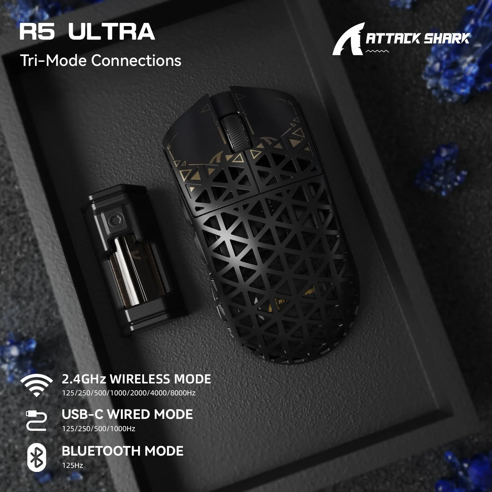 ATTACK SHARK R5 Ultra Mouse da Gioco Wireless HyperSpeed Fibra Carbonio, Mouse Ultraleggero 39g, 2,4G/BT/USB-C Cablato, Sensore PAW3950MAX, Frequenza Polling Wireless 8KHz, 42KDPI, Win/Mac -Nero
