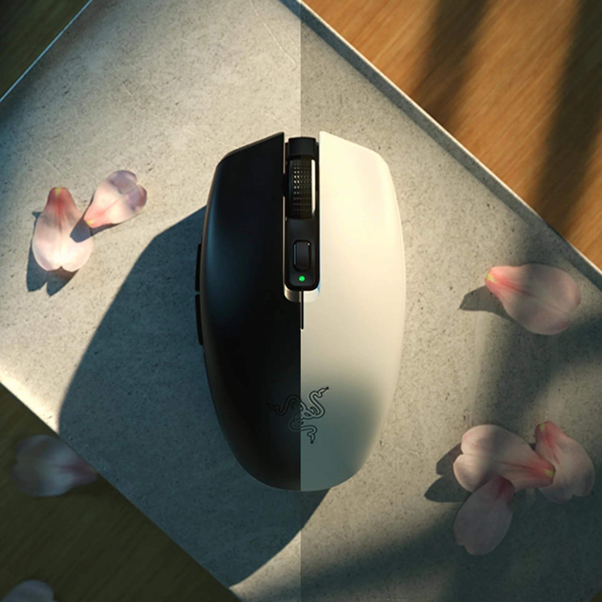 Razer Orochi V2 - Mouse da Gioco Wireless Mobile con Durata Della Batteria Fino a 950 Ore (Design leggero, Bluetooth, Interruttori Meccanici del Mouse di Seconda Generazione) Nero
