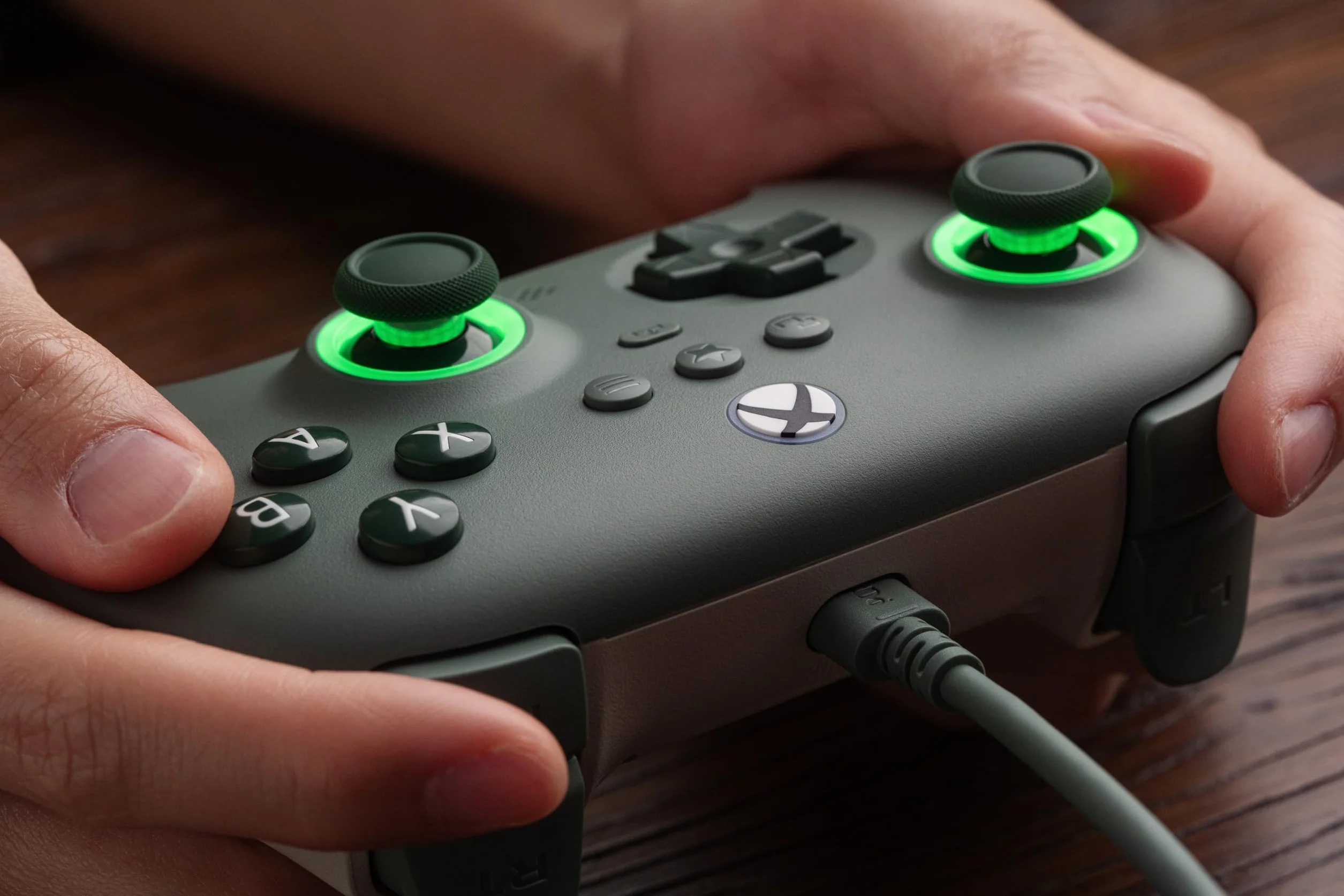 8Bitdo Ultimate C Wired Controller for Xbox, RGB Lighting Fire Ring and Hall Effect Joysticks, Compatible with Xbox Series X|S, Xbox One, Windows 10/11 - Officially Licensed (Dark Green)