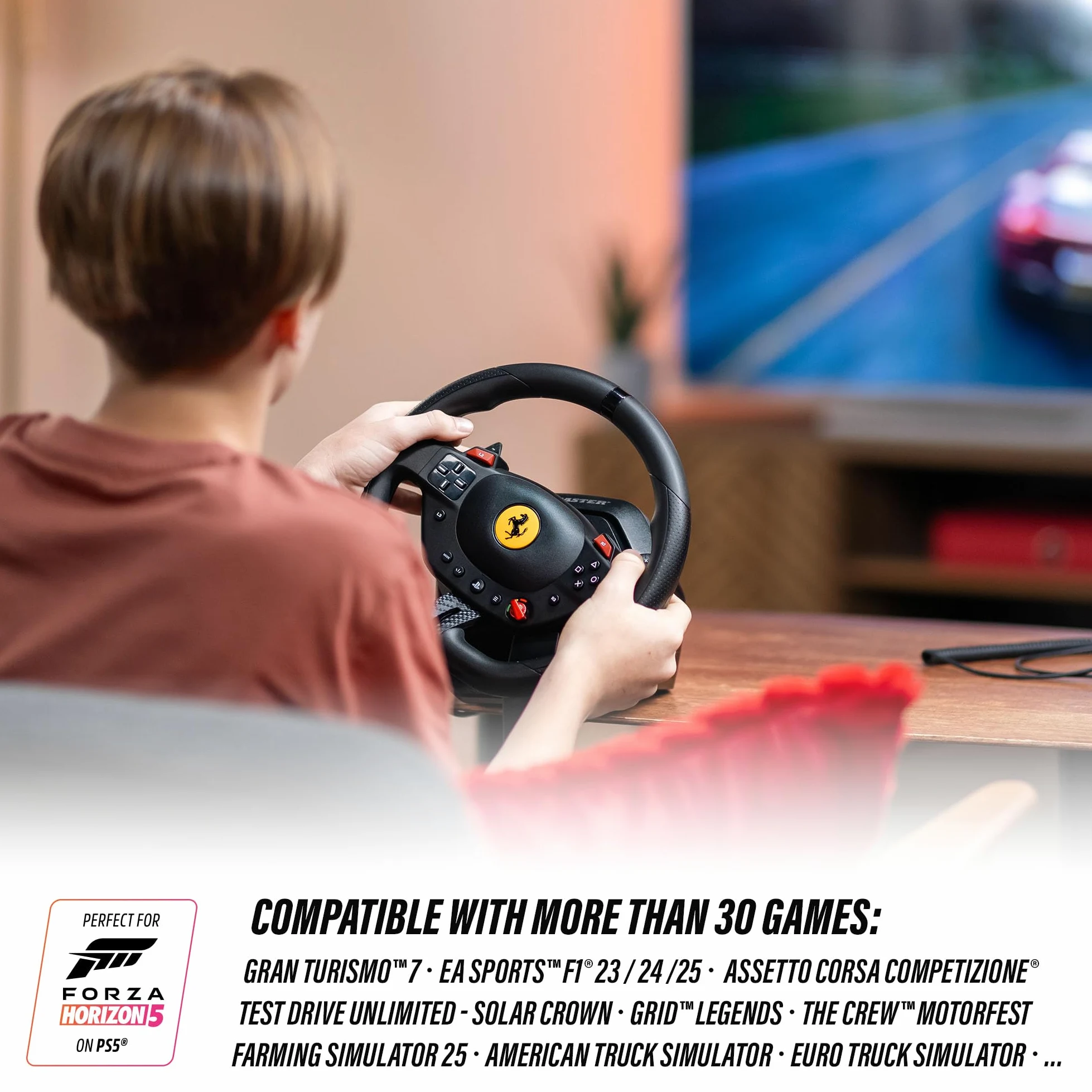 Thrustmaster T98 Ferrari 296 GTB Volante da Corsa con Pedali PS5 PS4 PC Replica Ufficiale Ferrari Tecnologia Bungee Cord Sensori Magnetici H.E.A.R.T