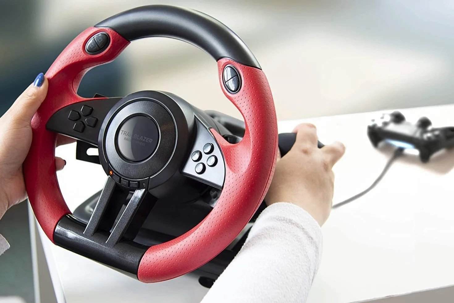 Speedlink TRAILBLAZER Racing Wheel Volante da gioco PS3 PS4 Xbox Series X S One PC paletta cambio leva cambio pedali regolabili nero rosso