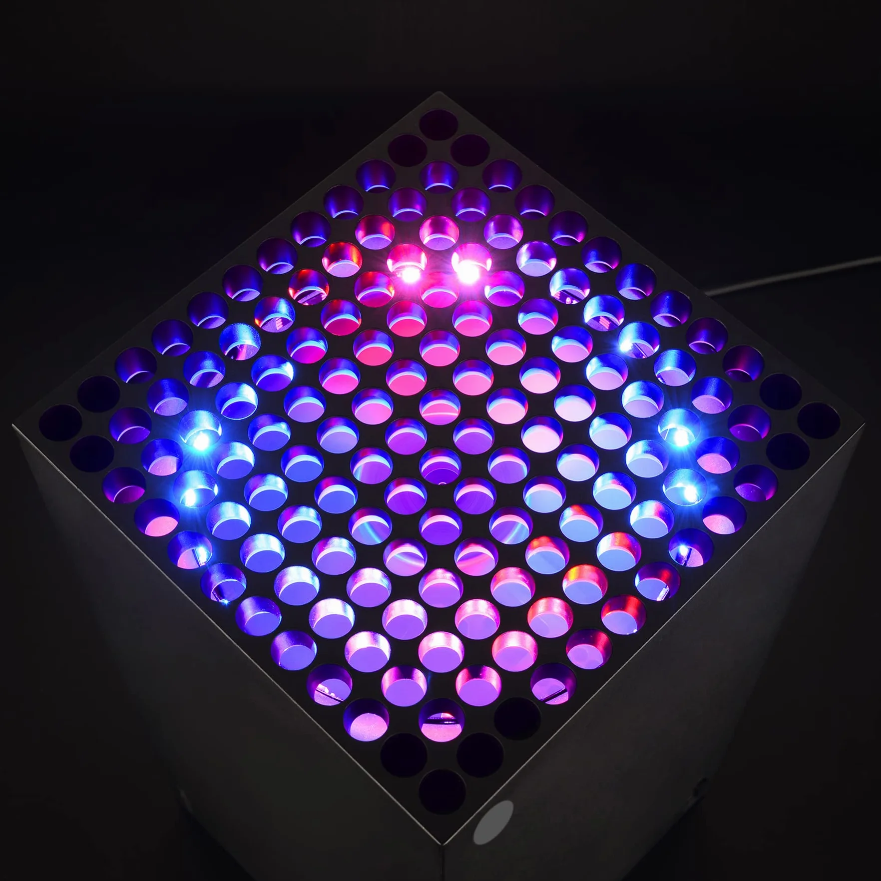 eXtremeRate RGB LED Striscia Luminosa Accessori per Xbox Series X Console Ventola con Telecomando 7 Colori 39 Effetti