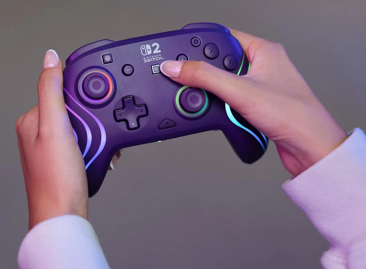 Turtle Beach Afterglow Viola Controller da gaming RGB wireless con licenza ufficiale per Nintendo Switch 2