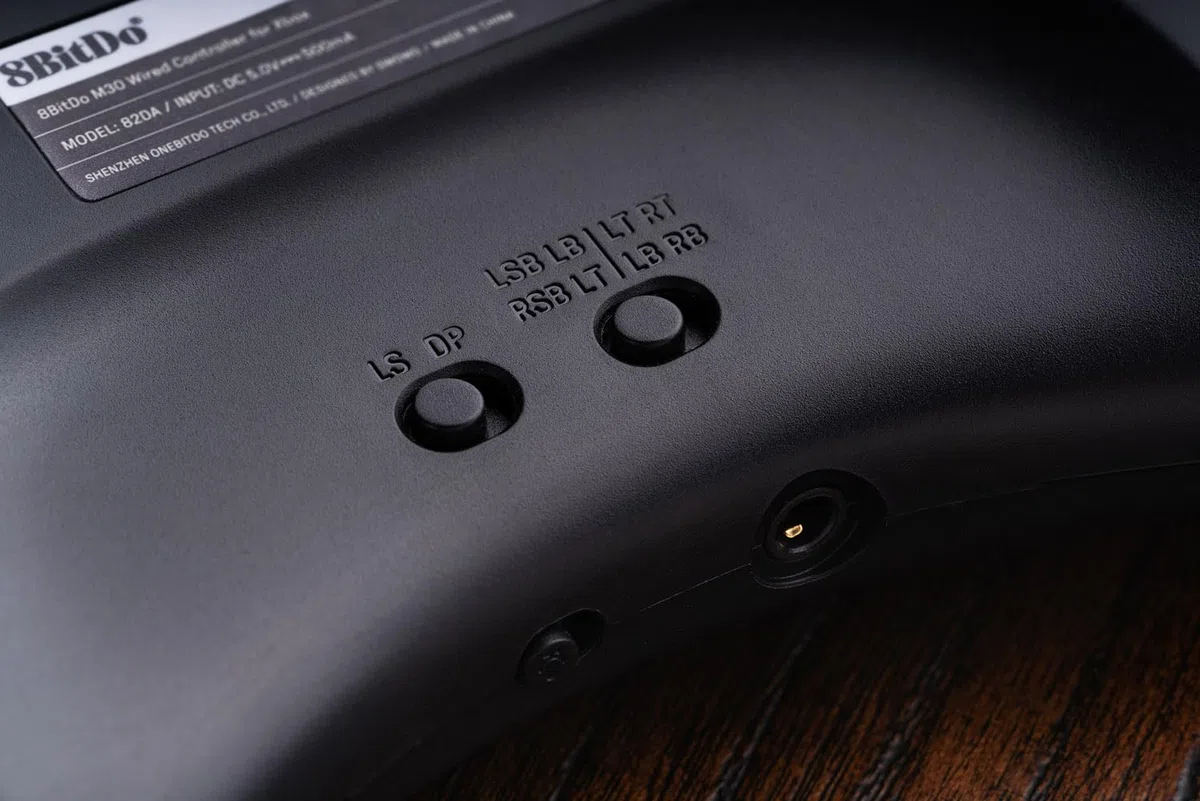 8Bitdo M30 Wired Controller for Xbox Series X|S, Xbox One, and Windows with 6-Button Layout - Officially Licensed